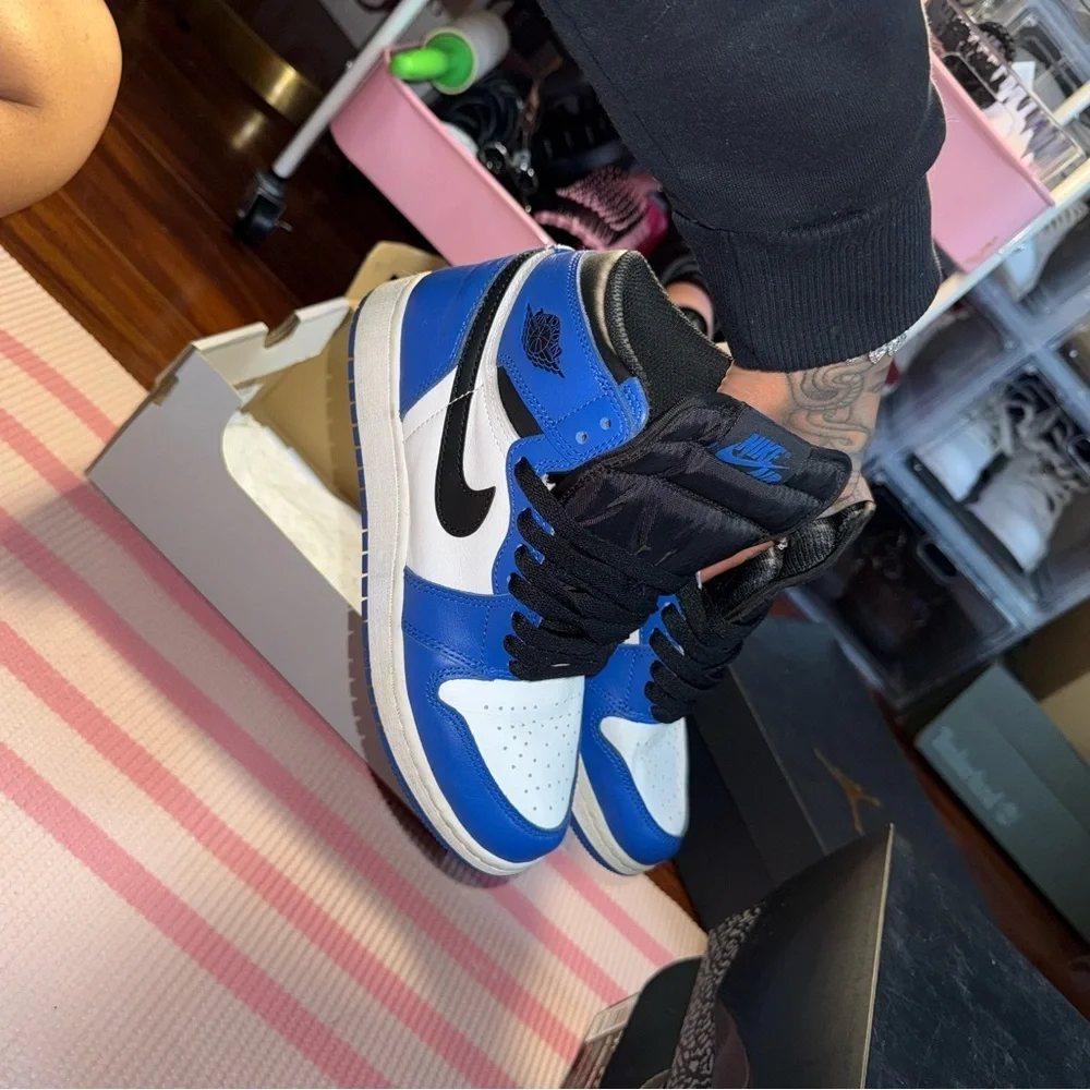 Air Jordan 1 Mid Game Royal